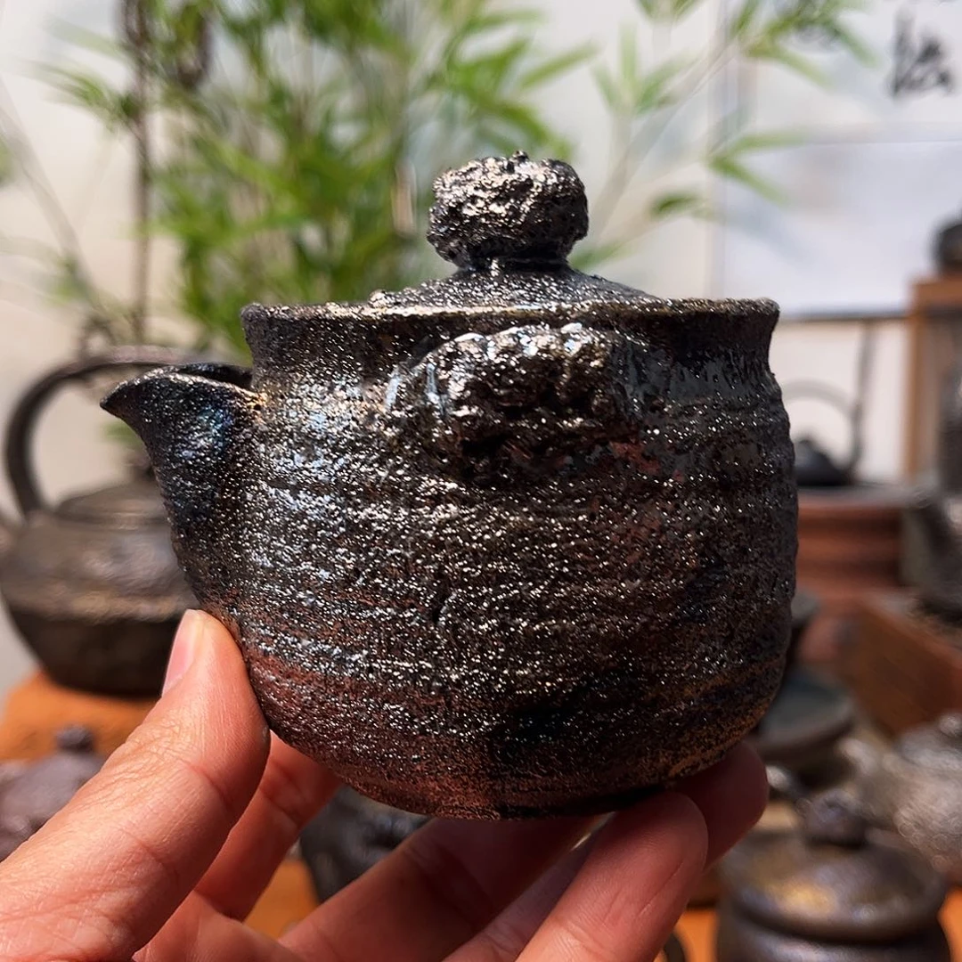 杯施**人荥经黑砂馒头窑手抓壶