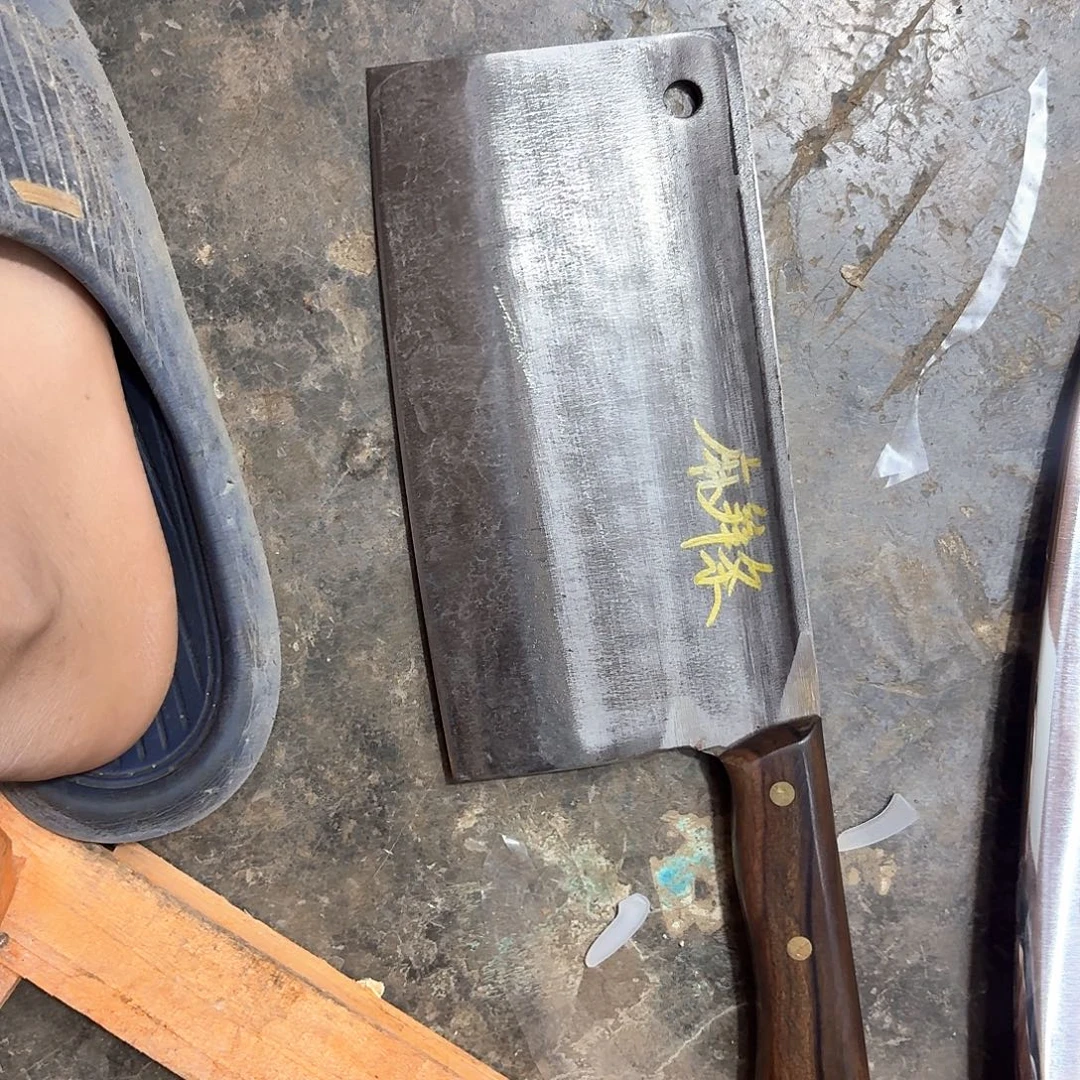 高碳锰钢云南阿老表手工刀刀背薄