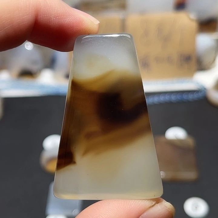 玛瑙/玉髓颈饰未镶嵌