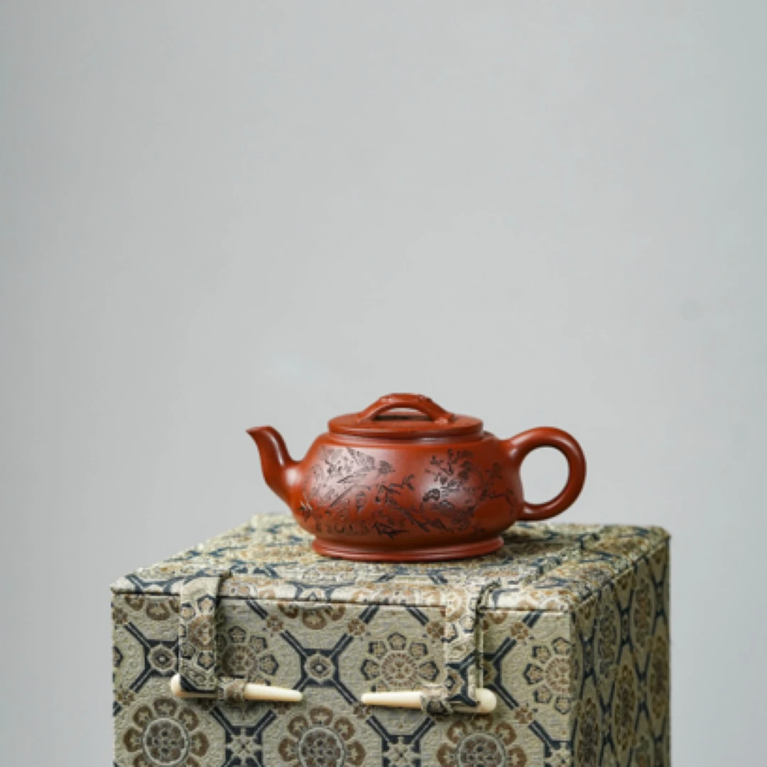 汉瓦·手工        /容量150cc/原矿朱泥