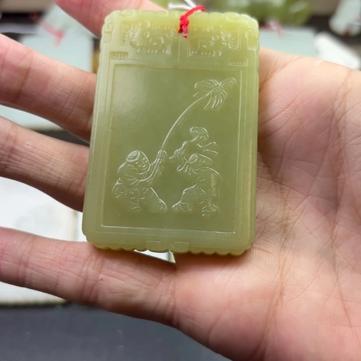 A***息和田玉未镶嵌挂件