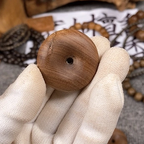 檀香木手串/手链老山檀香虎纹平安扣沉水瑕疵