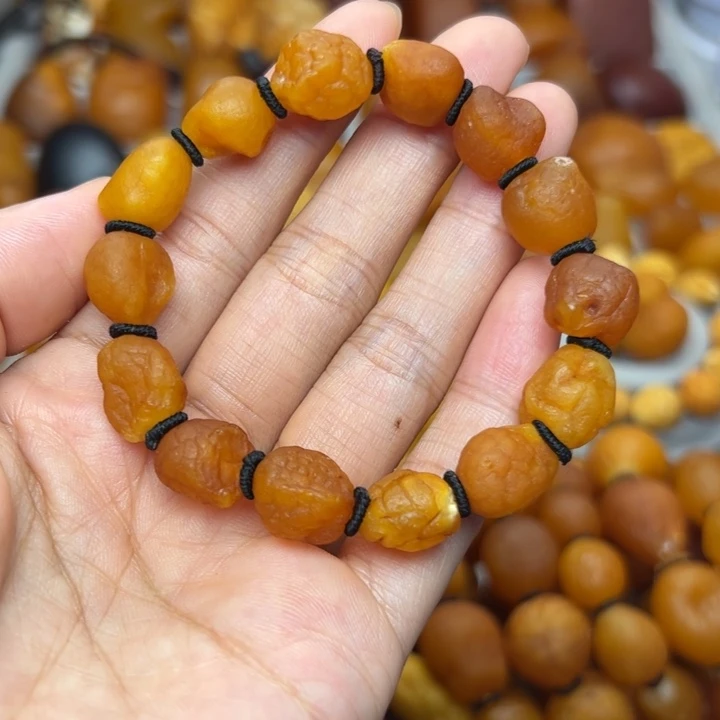琥珀未镶嵌裸石天然蜜蜡