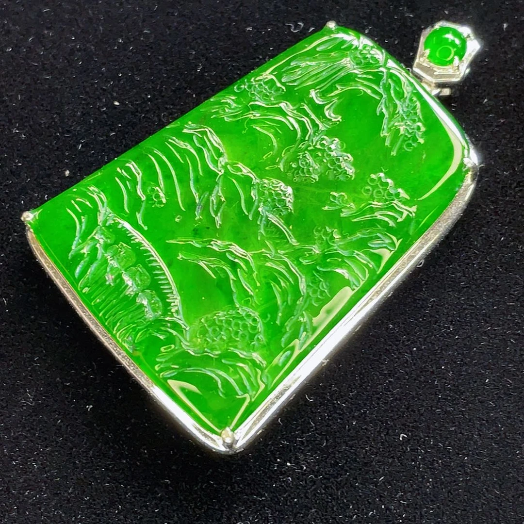翡翠未镶嵌吊坠(不含链)