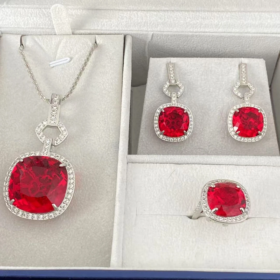 【南非定制】经典高级轻奢大气百搭吊坠Dm295010