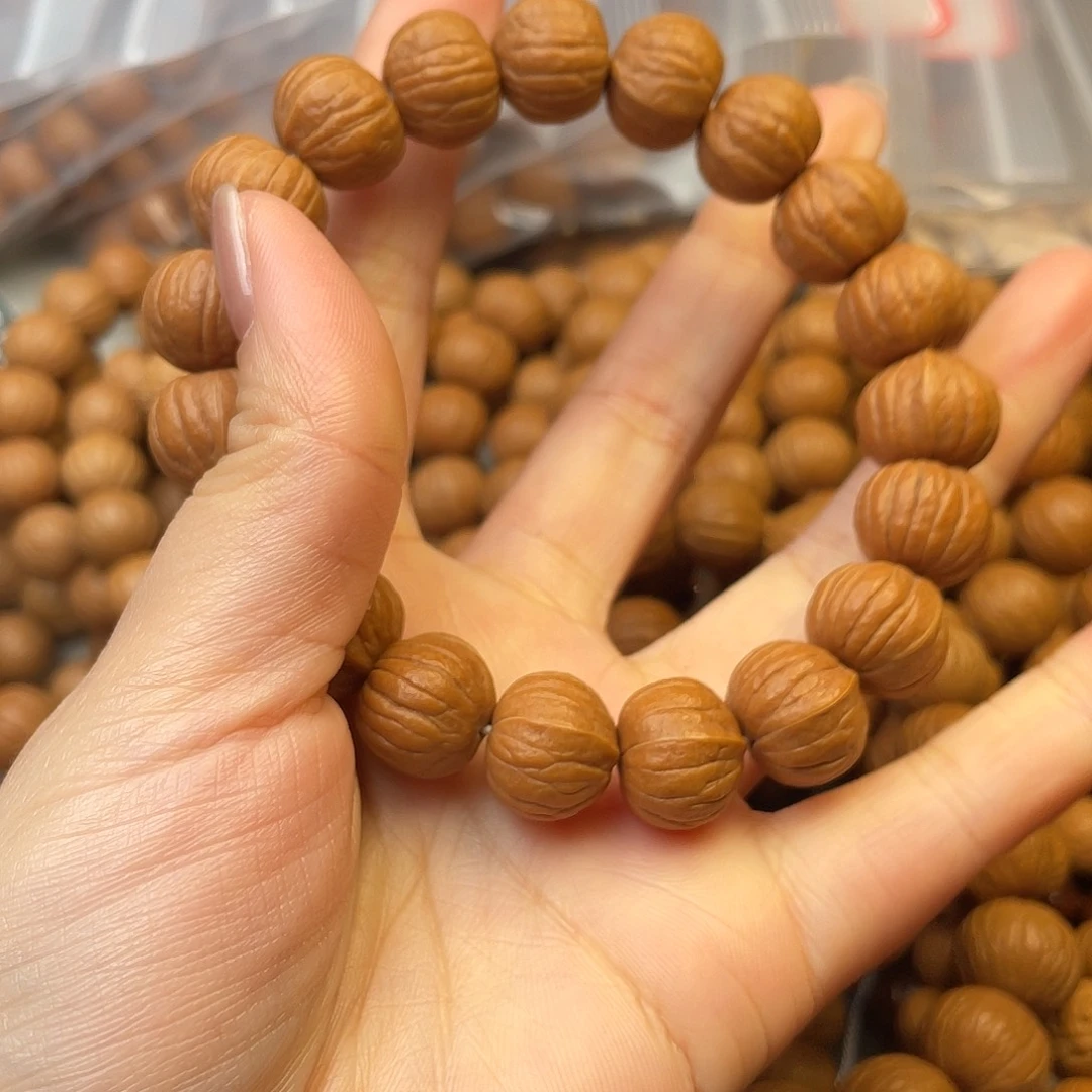 猴头核桃手串南瓜微打底