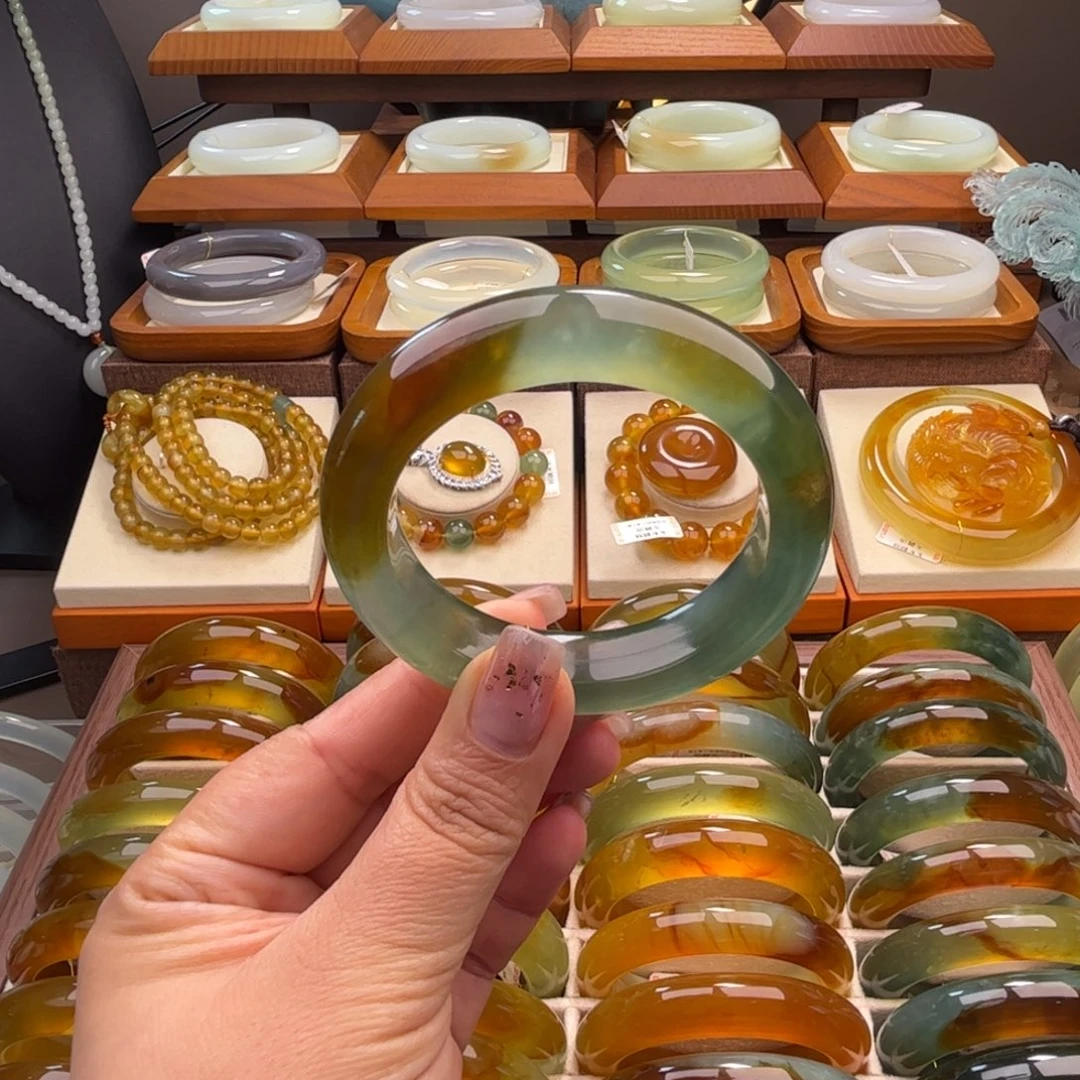 蛇纹石玉未镶嵌57-58