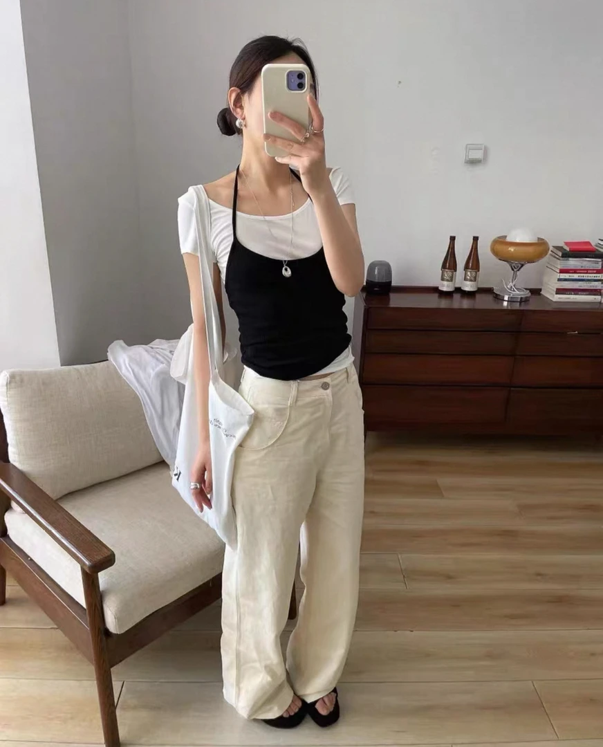 【粉风】东大门.pado设计感不规则肩带T恤+挂脖露背吊带两件套