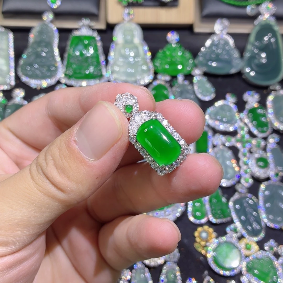 翡翠银S925镶嵌吊坠(赠链)