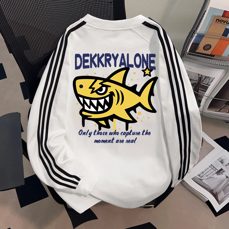 Dekkry潮牌日系鲨鱼个性创意印花三条杠t恤秋冬纯棉长袖男女上衣
