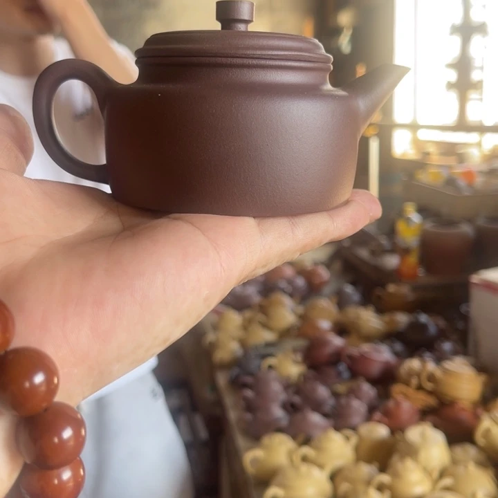 茶壶紫砂剑流德钟。老紫泥