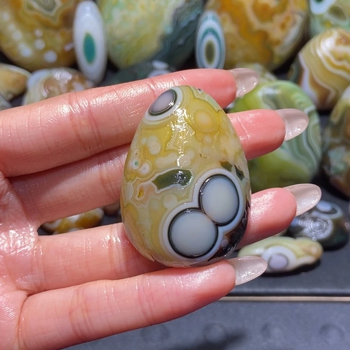 【闪购商品】未镶嵌玛瑙/玉髓珠宝奇石z