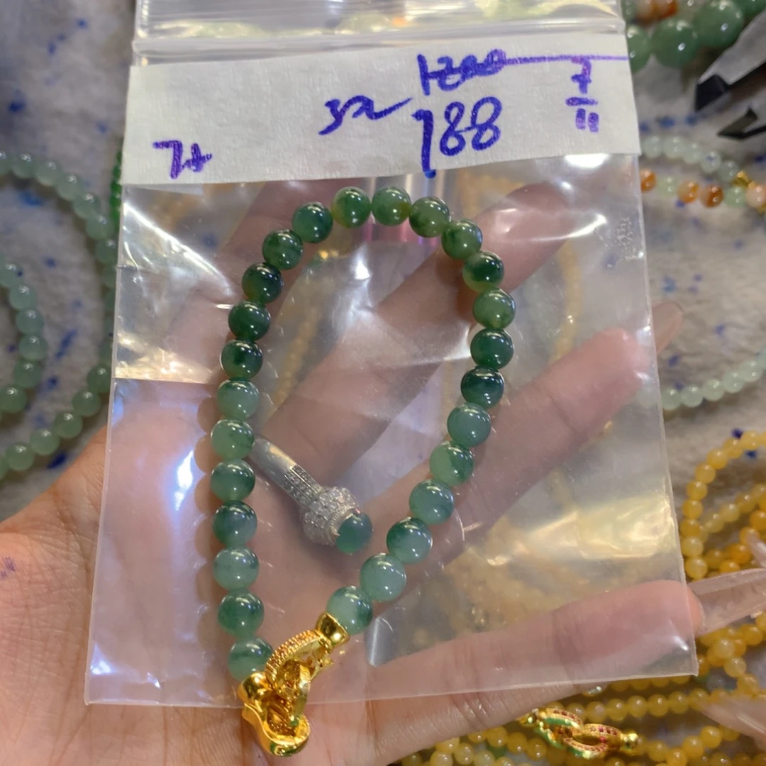 未镶嵌定制翡翠天然缅甸翡翠多样性