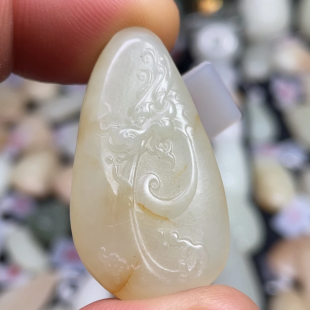 和田玉（糖玉）未镶嵌吊坠(不含链)吊坠