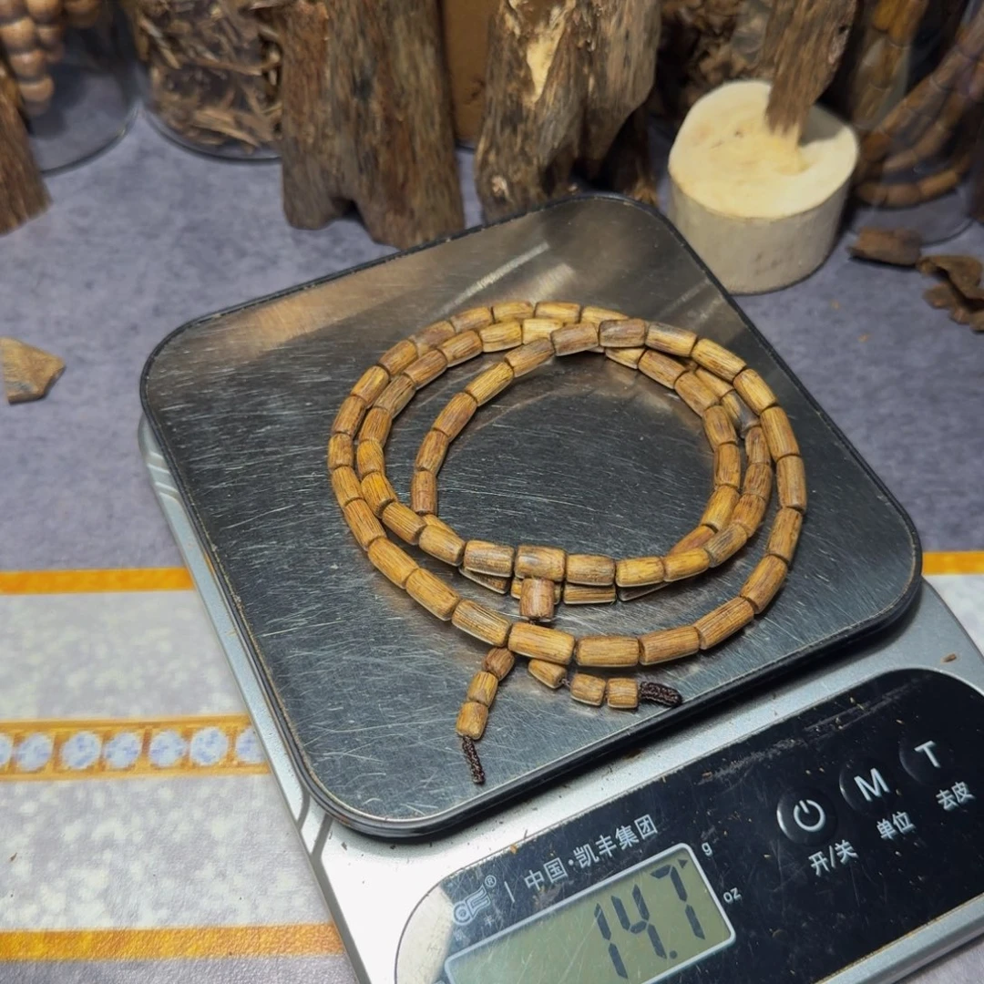 J***y木陆河随形手串14.7克