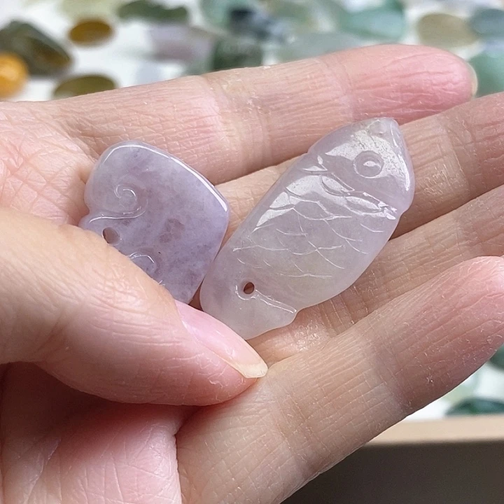 月***朵翡翠未镶嵌颈饰天然翡翠