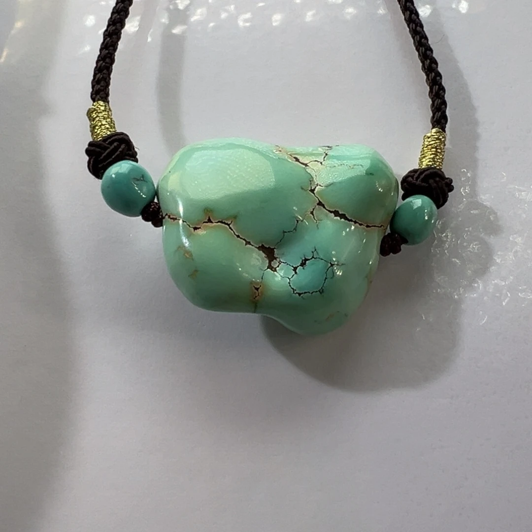 绿松石未镶嵌挂件