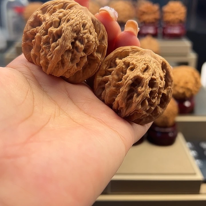 文玩核桃把件43 虎头 c-001