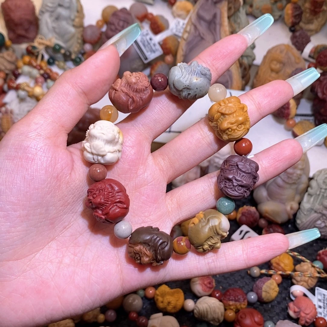 未镶嵌手串石英质玉（非洲翠）