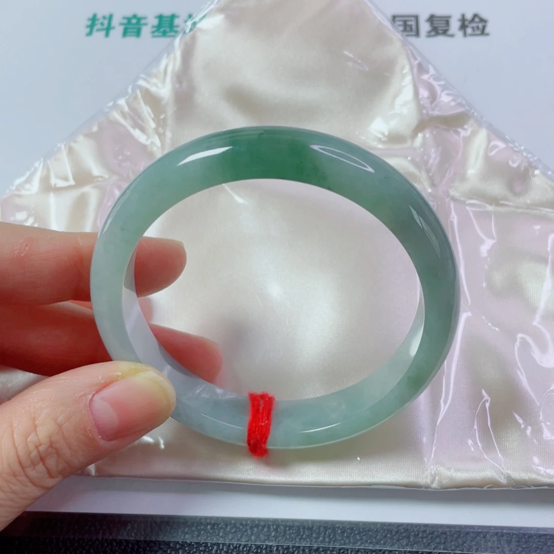 翡翠未镶嵌手镯天然