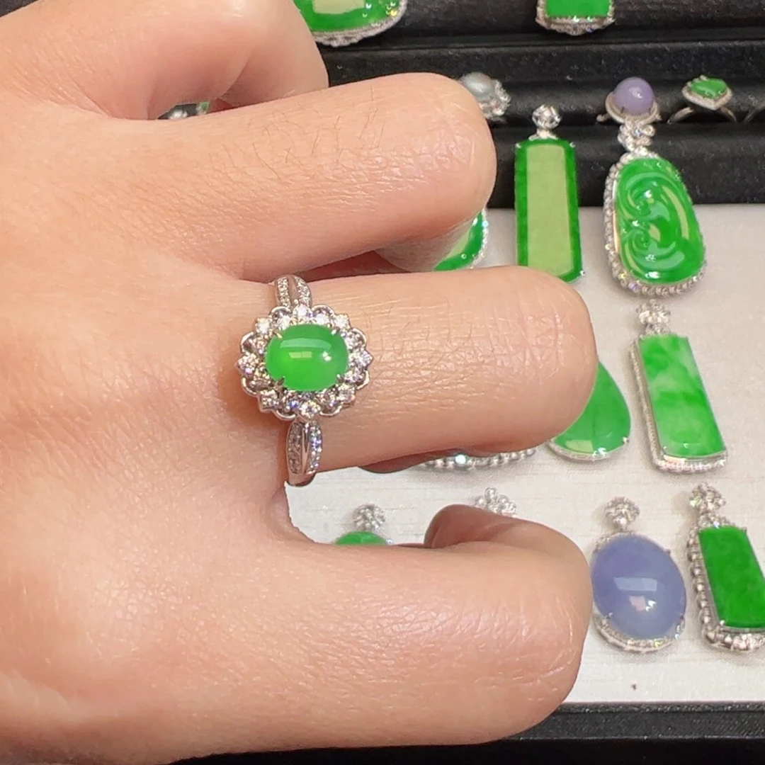 翡翠吊坠(不含链)18K金镶嵌戒指