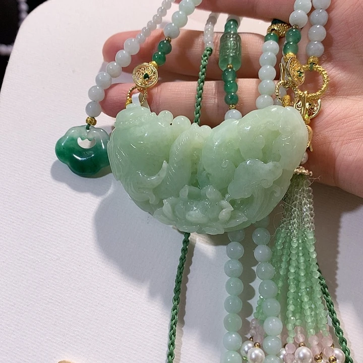 翡翠未镶嵌颈饰翡翠吊坠