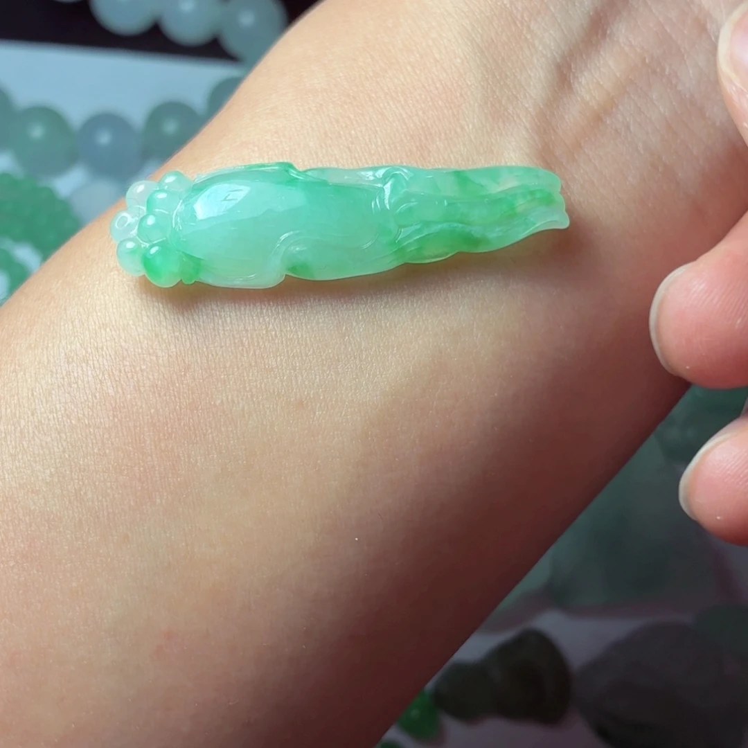 定制翡翠未镶嵌包工