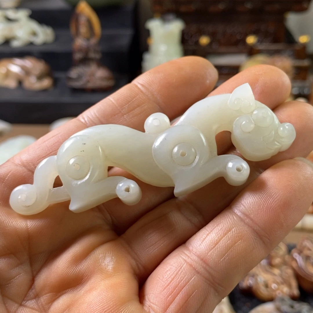 和田玉（糖玉）颈饰未镶嵌