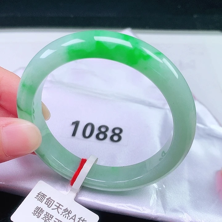 翡翠未镶嵌手镯1088