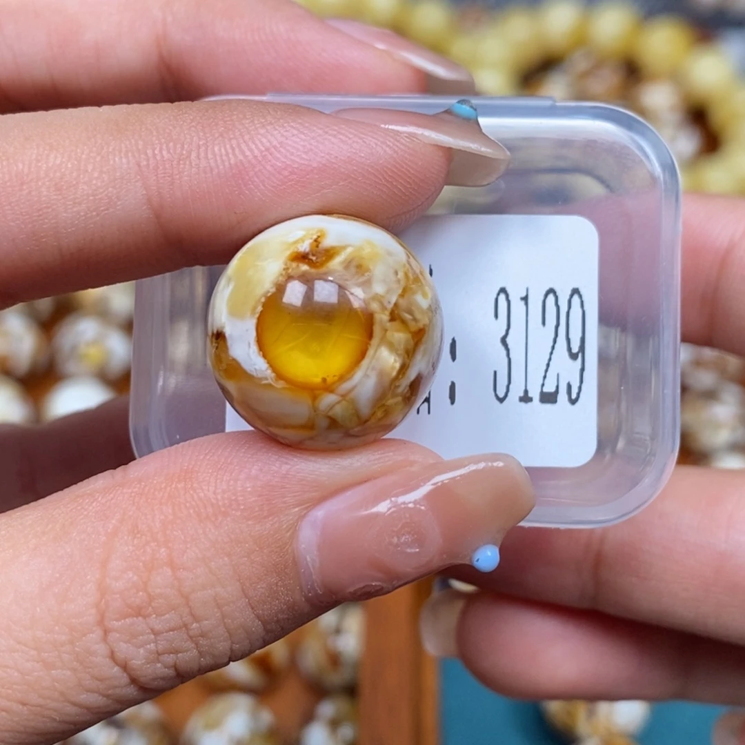 沁色蜜蜡未镶嵌3129