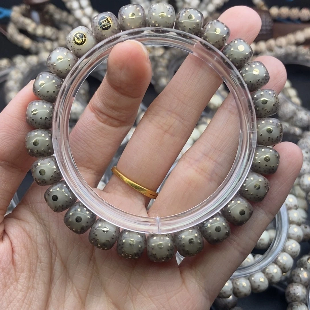 莲***二星月菩提吊坠老型千钉