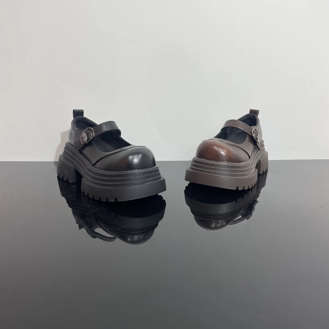 落叶 .时尚舒适轻奢百搭休闲乐福鞋 z9893