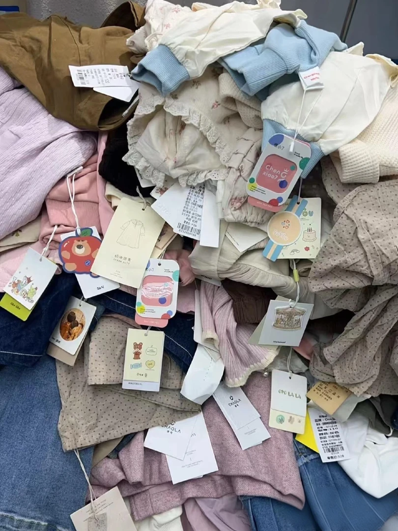 男女童装二十五块九扣号专属尾货处理（no退款