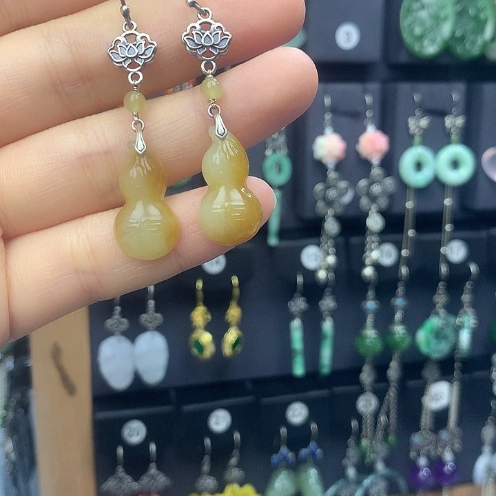 和田玉银S925镶嵌耳饰s***y