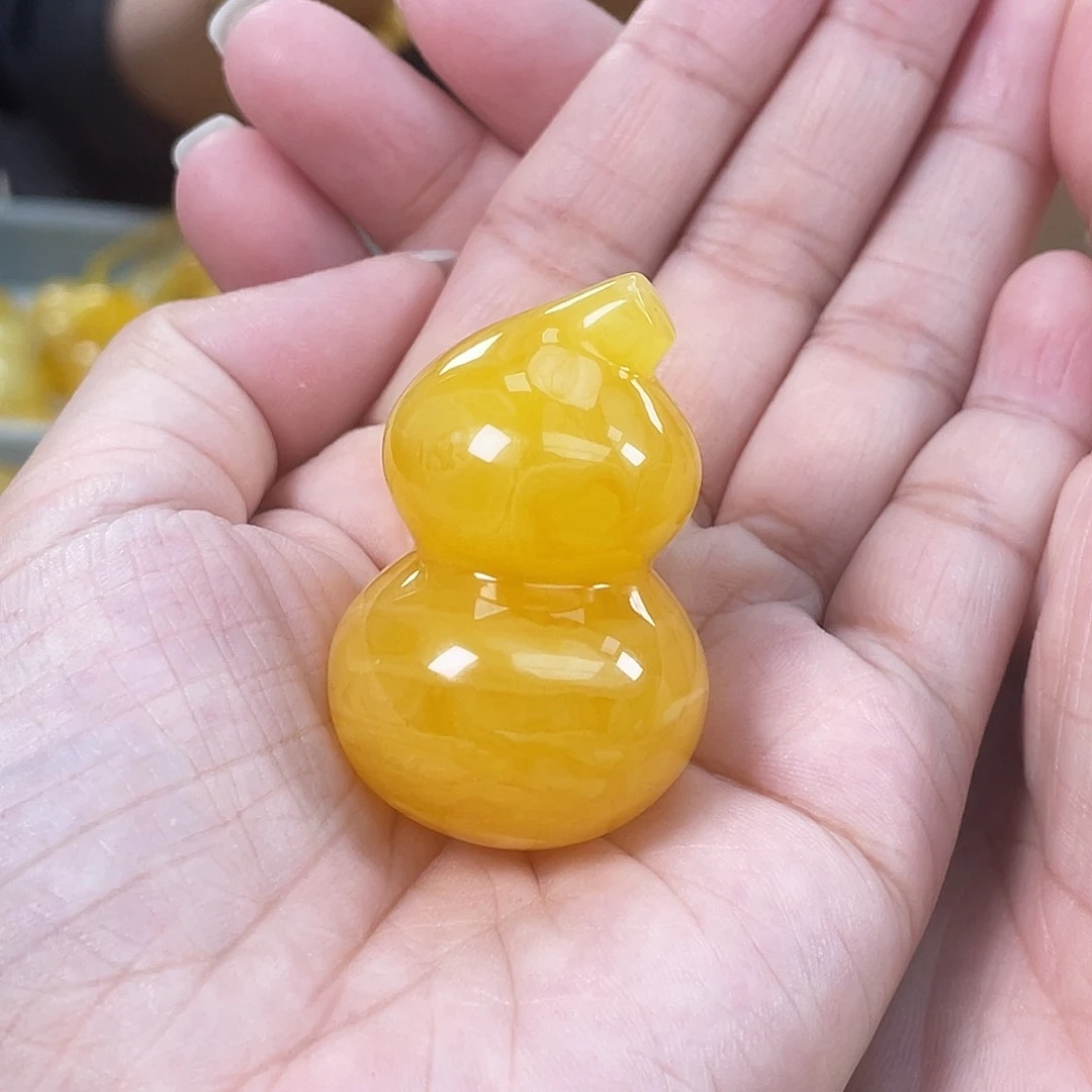 琥珀未镶嵌裸石h33