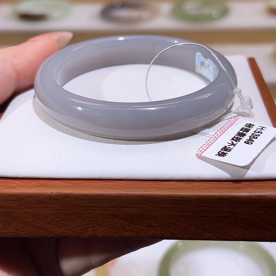 和田玉未镶嵌手镯香芋紫