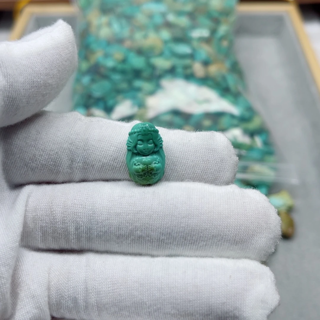 绿松石未镶嵌挂件