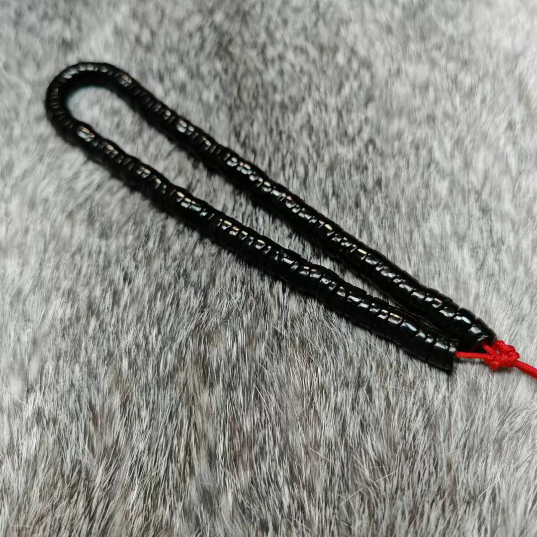 尺寸8mm左右椰蒂黑金精工薄切大肠一条《小鱼文玩》J089