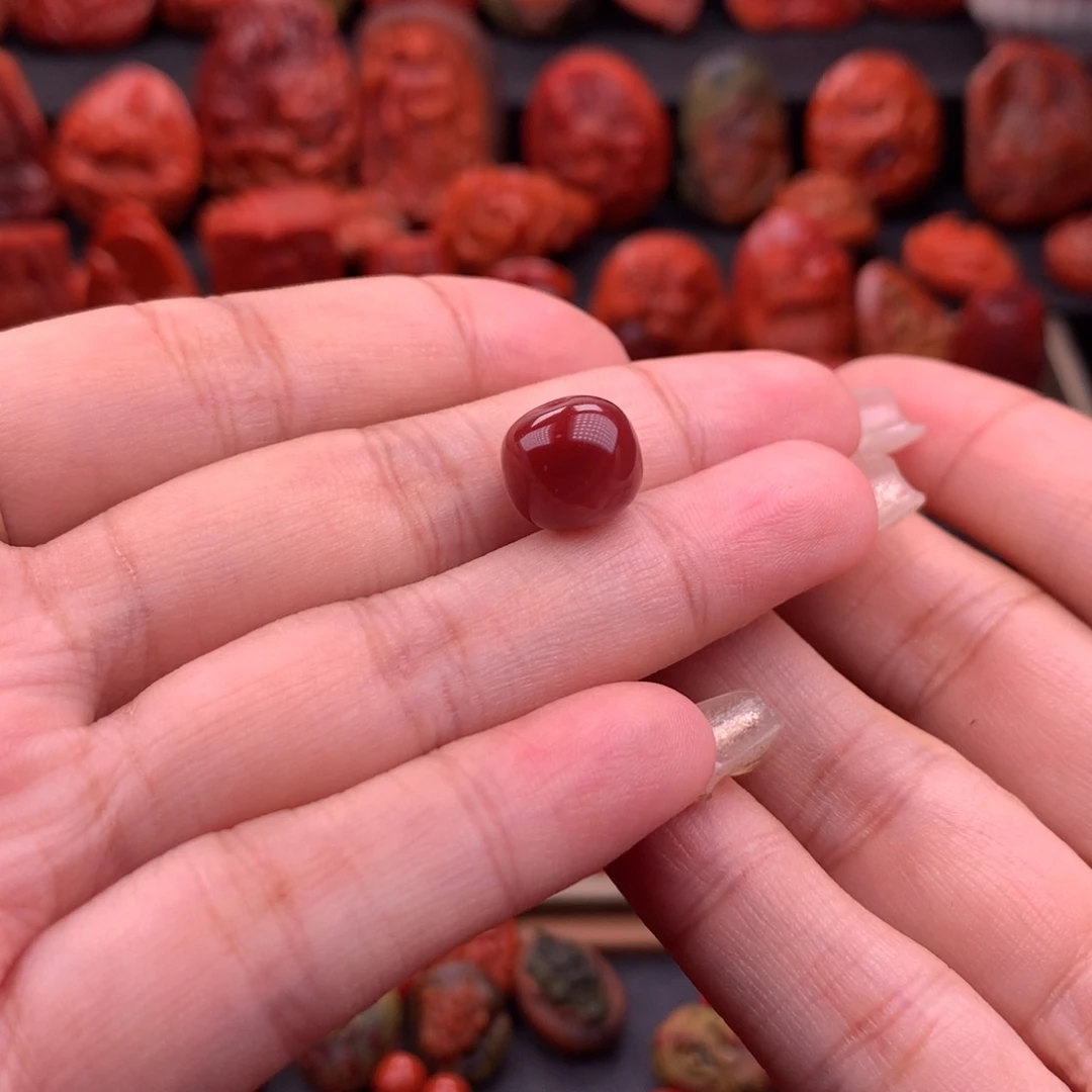 南红玛瑙南红川料原矿老型11mm未镶嵌世***途