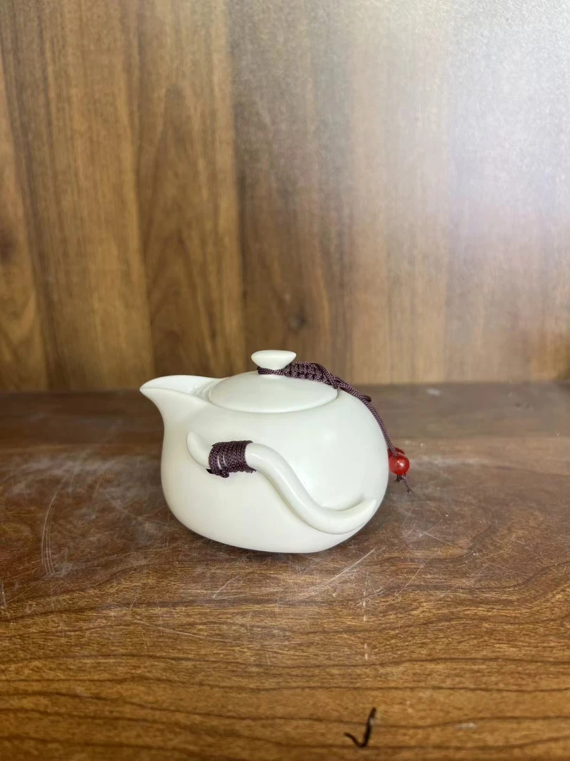 B208景德镇制陶瓷天鹅壶一件