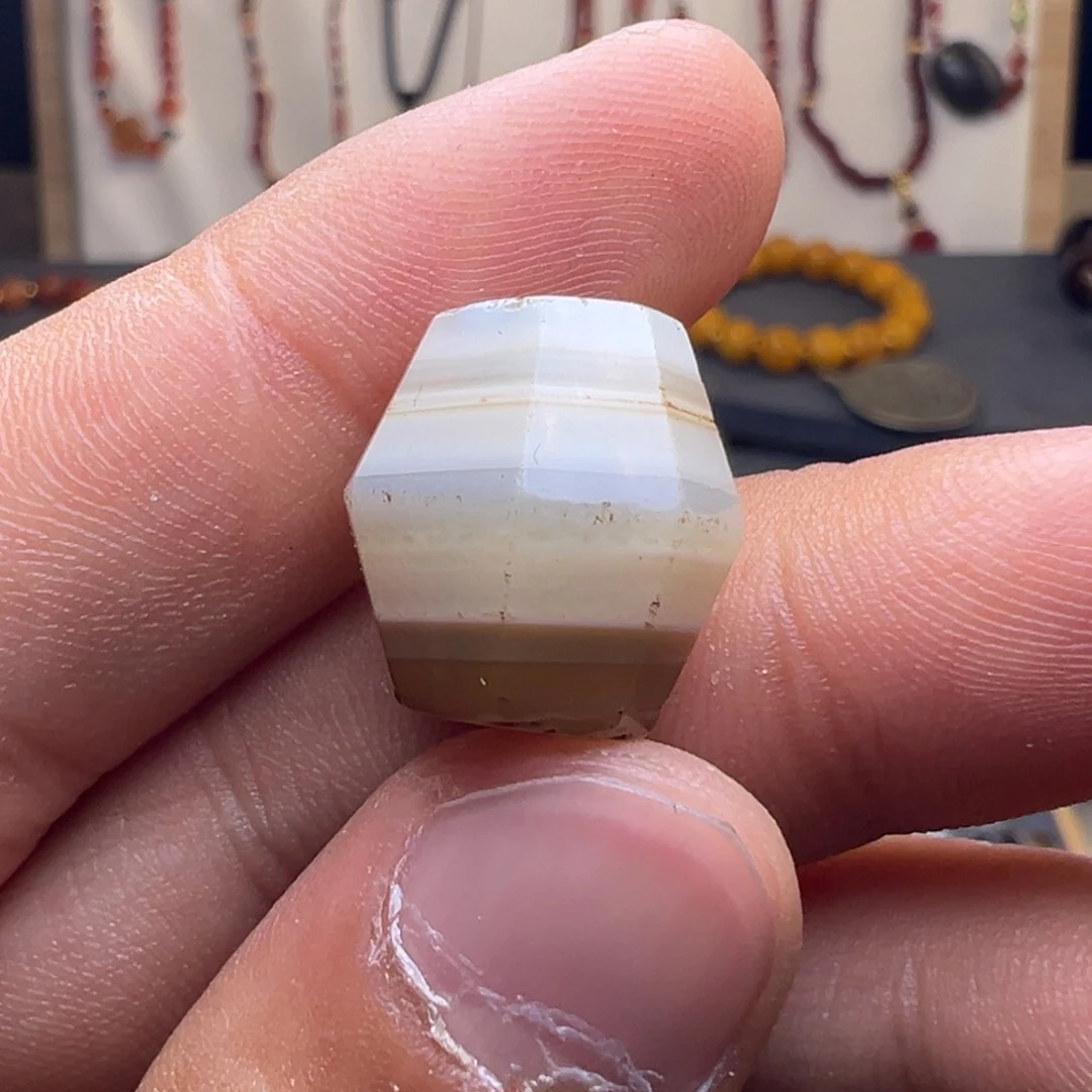 玛瑙/玉髓颈饰合金