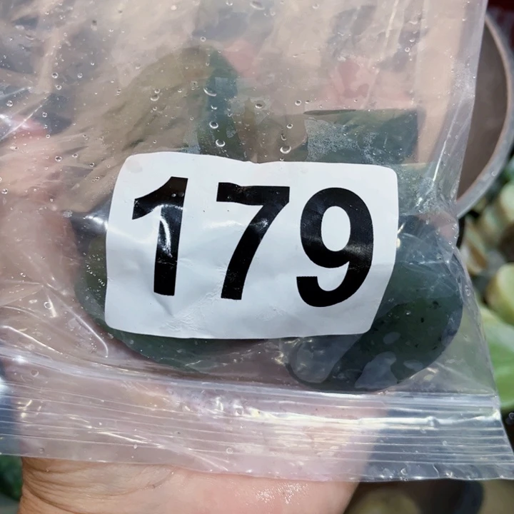 蛇纹石玉未镶嵌岫玉