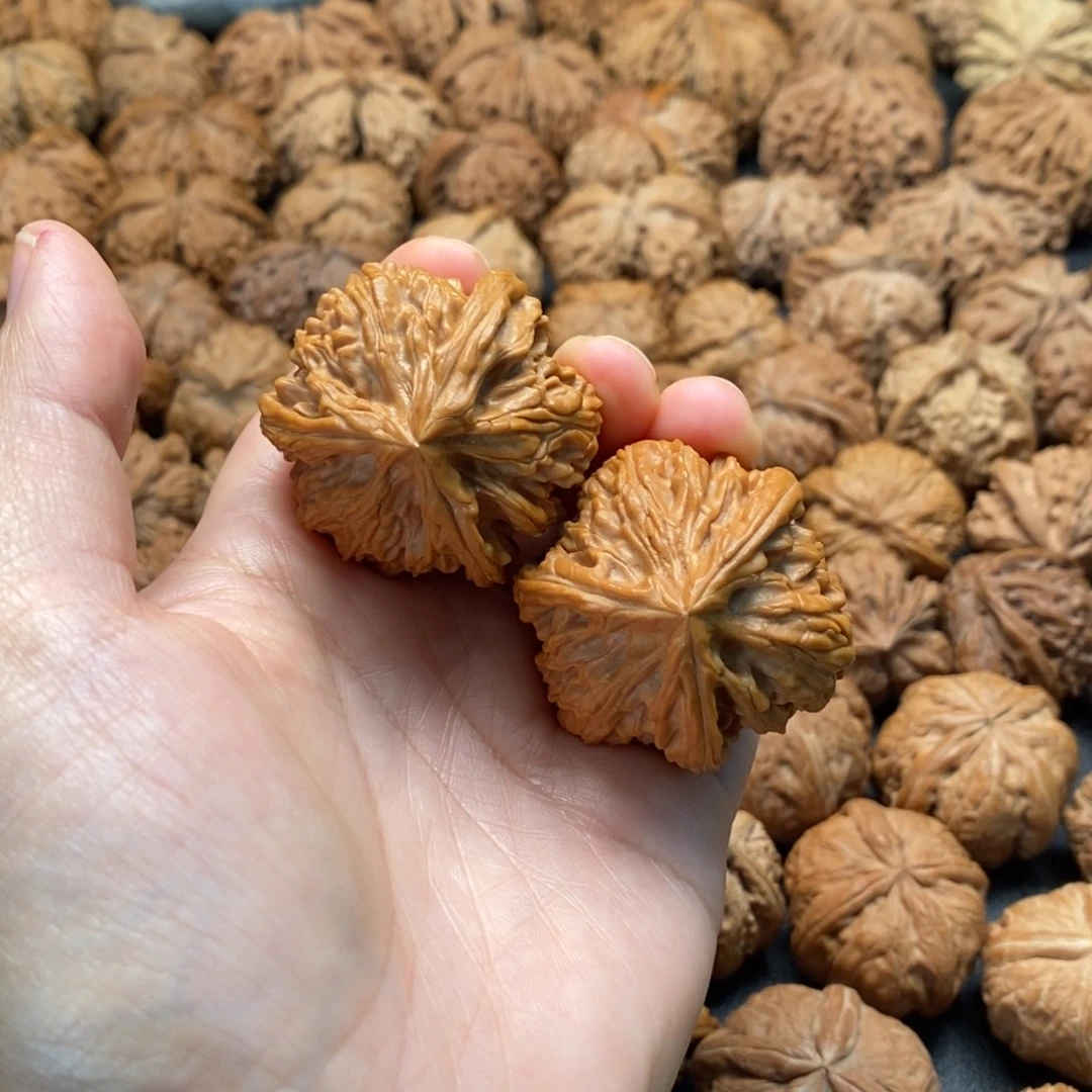 把件文玩核桃42文山三棱