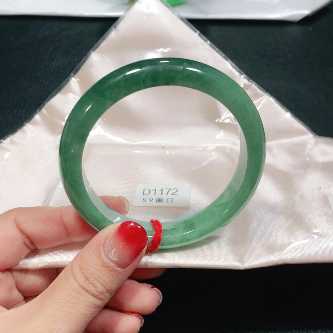 翡翠未镶嵌手镯强推03