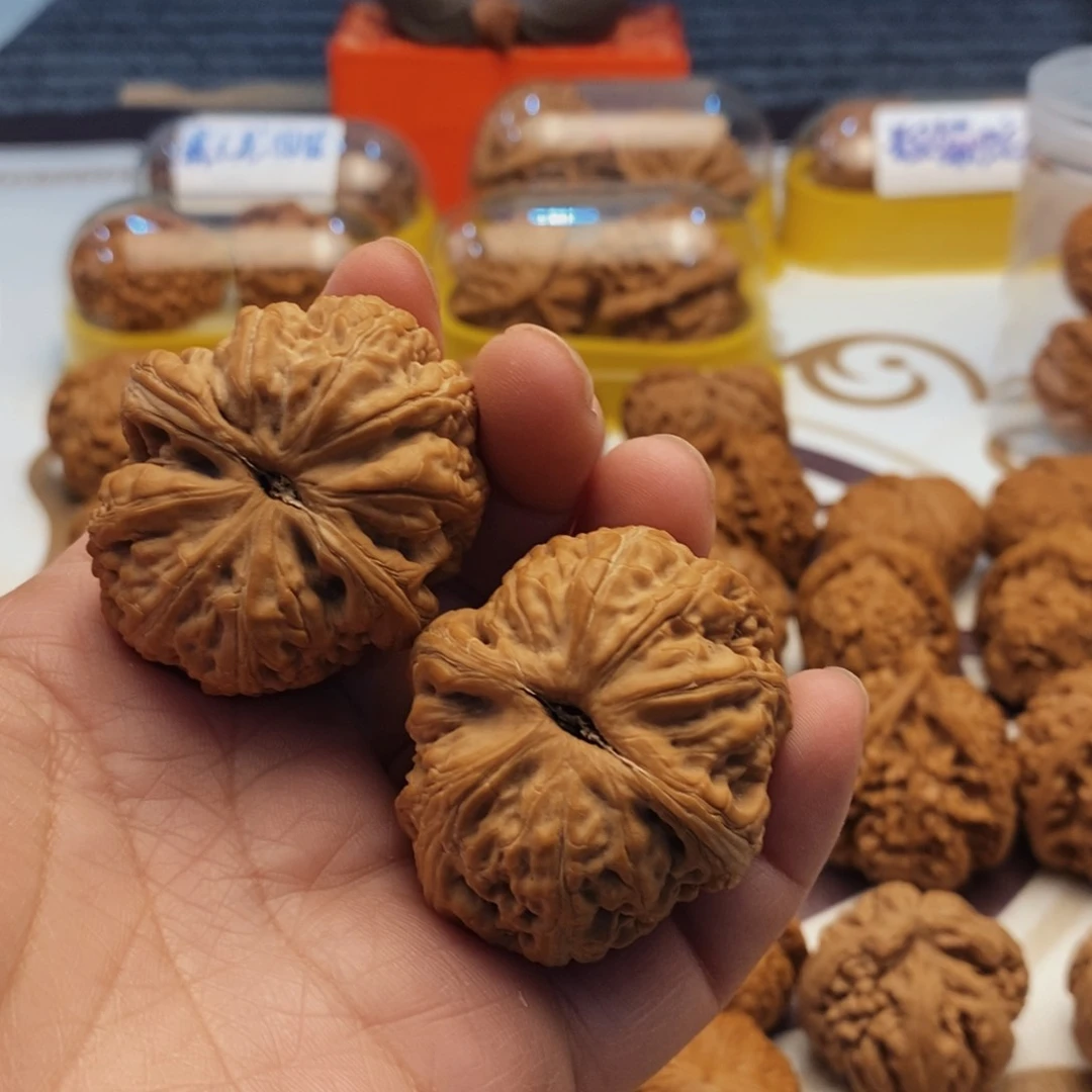 文玩核桃吊坠A*元宝45尺全品