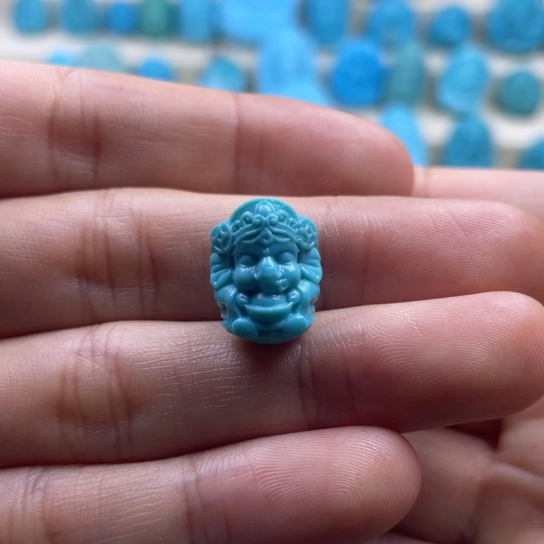 绿松石未镶嵌颈饰