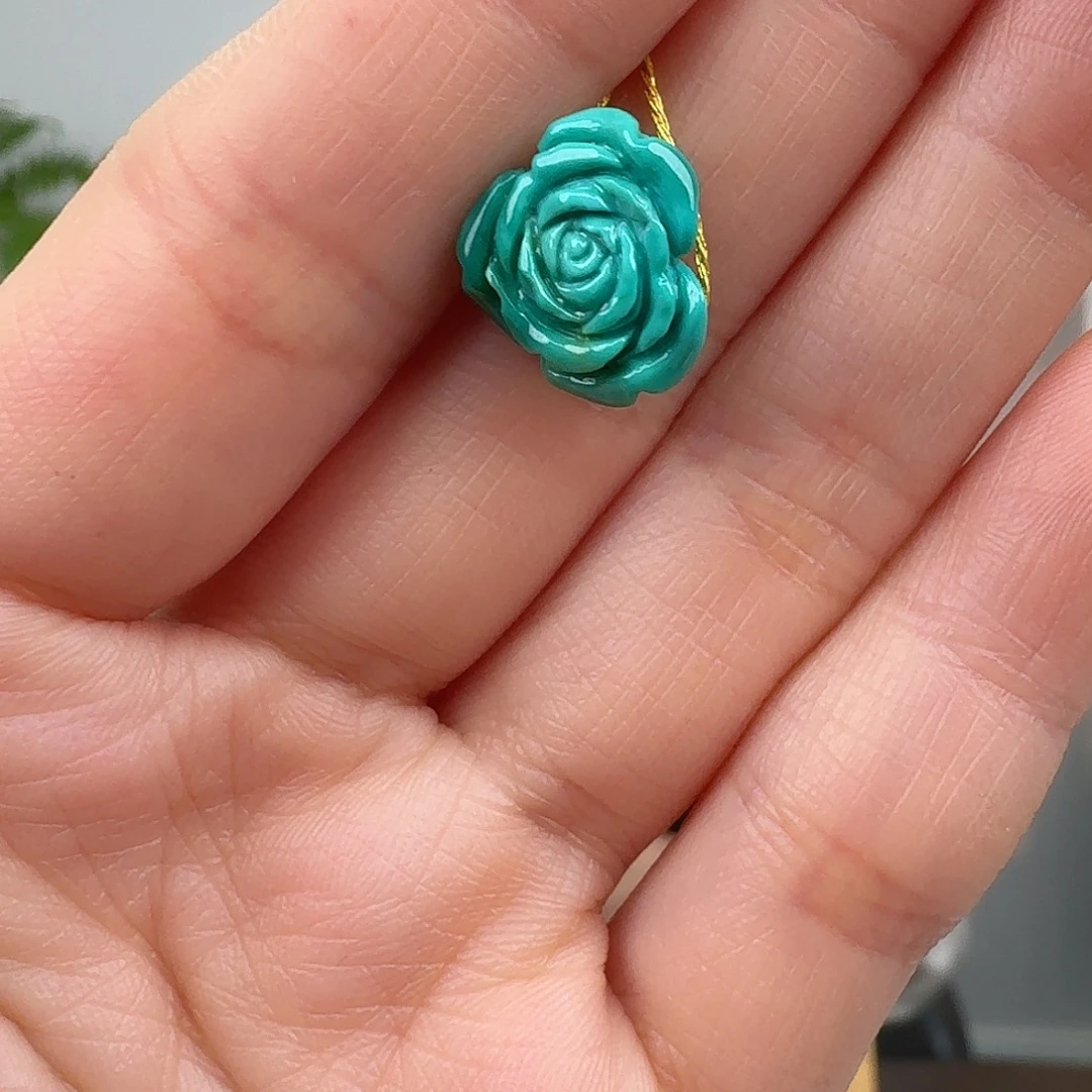 绿松石未镶嵌挂件