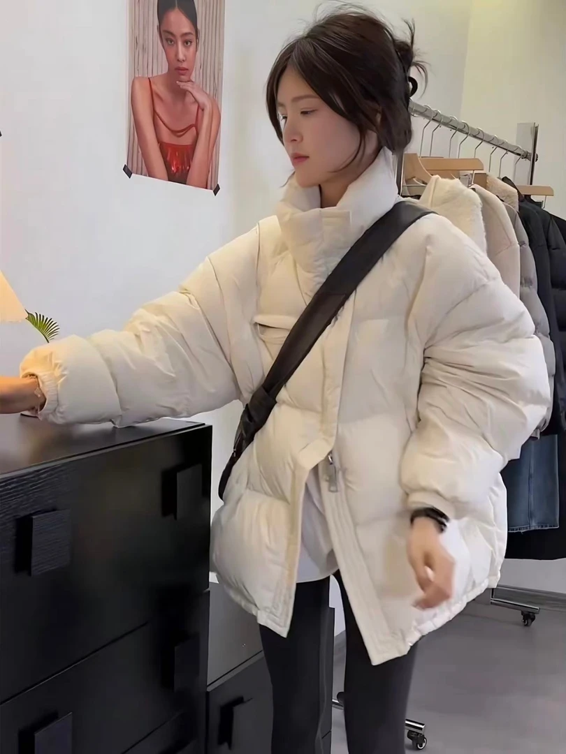 韩版立领白鸭绒羽绒服女2025年冬季泡芙设计感拉链宽松面包服外套