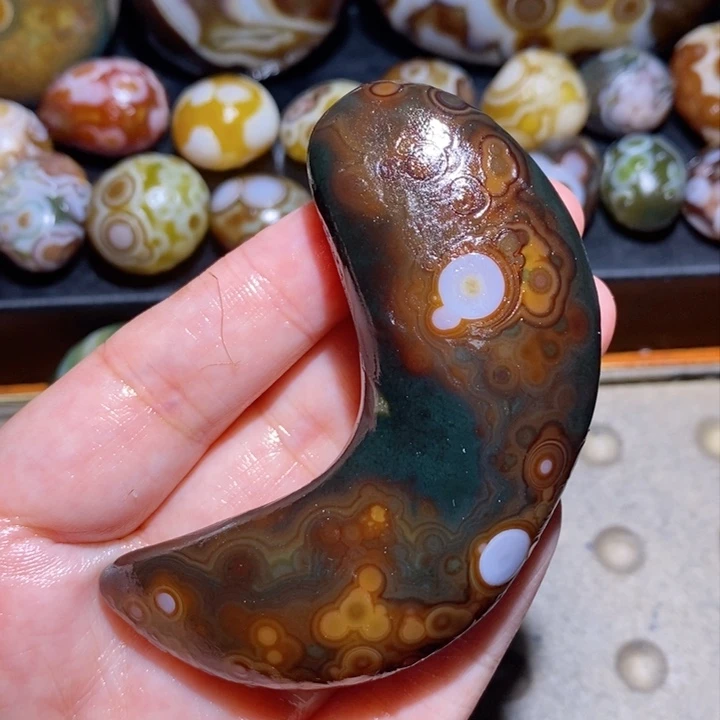 未镶嵌玛瑙/玉髓珠宝半成品