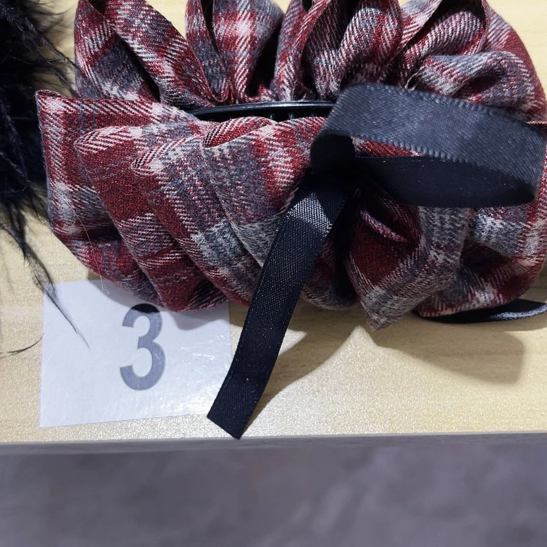 皮质铁合金蝴蝶结发夹